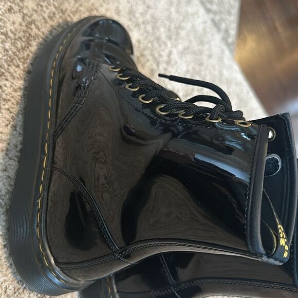 DR.MARTENS WOMENS ZAVALA COMBAT BOOT 7 - Picture 6 of 8